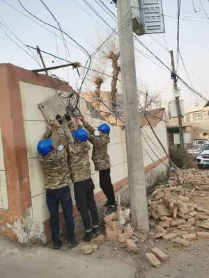 在震區(qū)一線 中國(guó)移動(dòng)甘肅公司搶修通訊基礎(chǔ)設(shè)施紀(jì)實(shí)